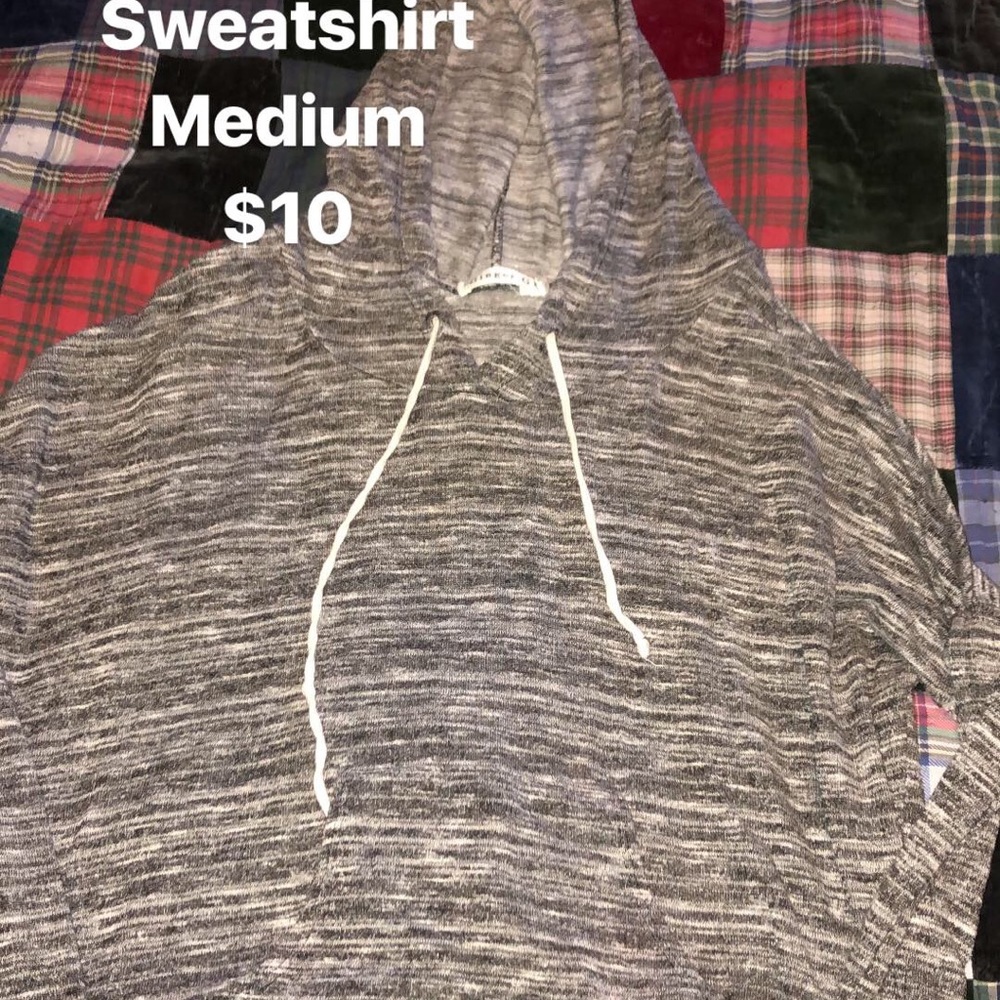 Sweatshirt/ shirt